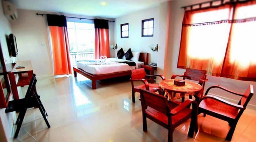 Loei Pavilion Resort Hotel Екстер'єр фото